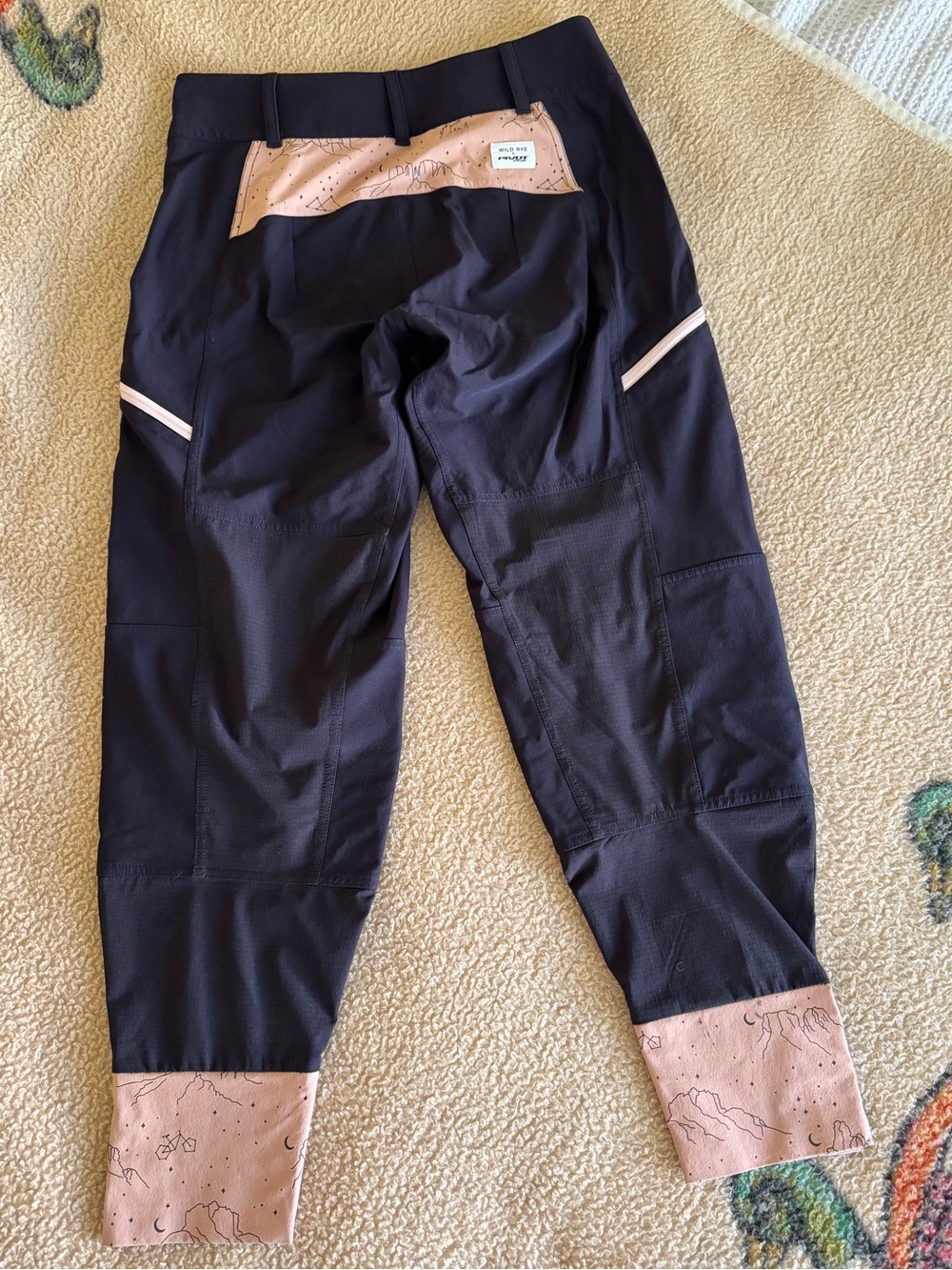 wild rye x pivot freya pant - size 8 **short inseam** - Picture 7 of 12